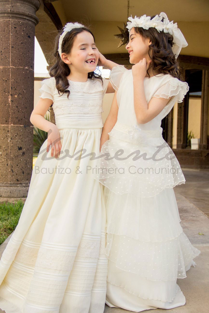 Catalogo de los mejores Vestidos Ropones y Accesorios para Primera Comunion y Bautizo Momentos Fatima y Natalia Mexico